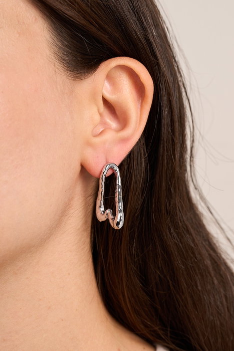 Heliophilia Silver Pendientes de Plata con Cuerpo de Metal Heliophilia Silver Pendientes de Plata con Cuerpo de Metal